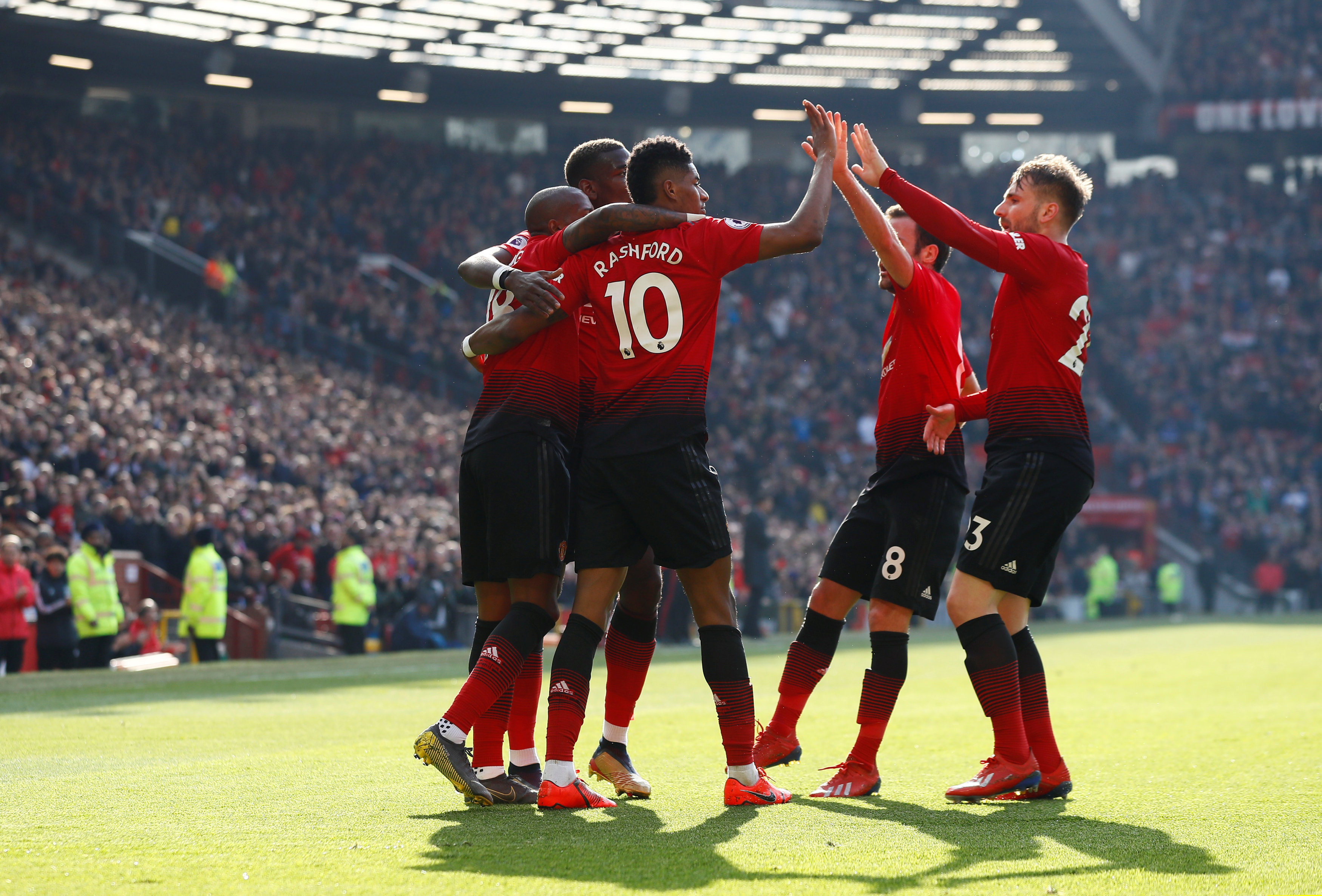 球和助攻 球和助攻